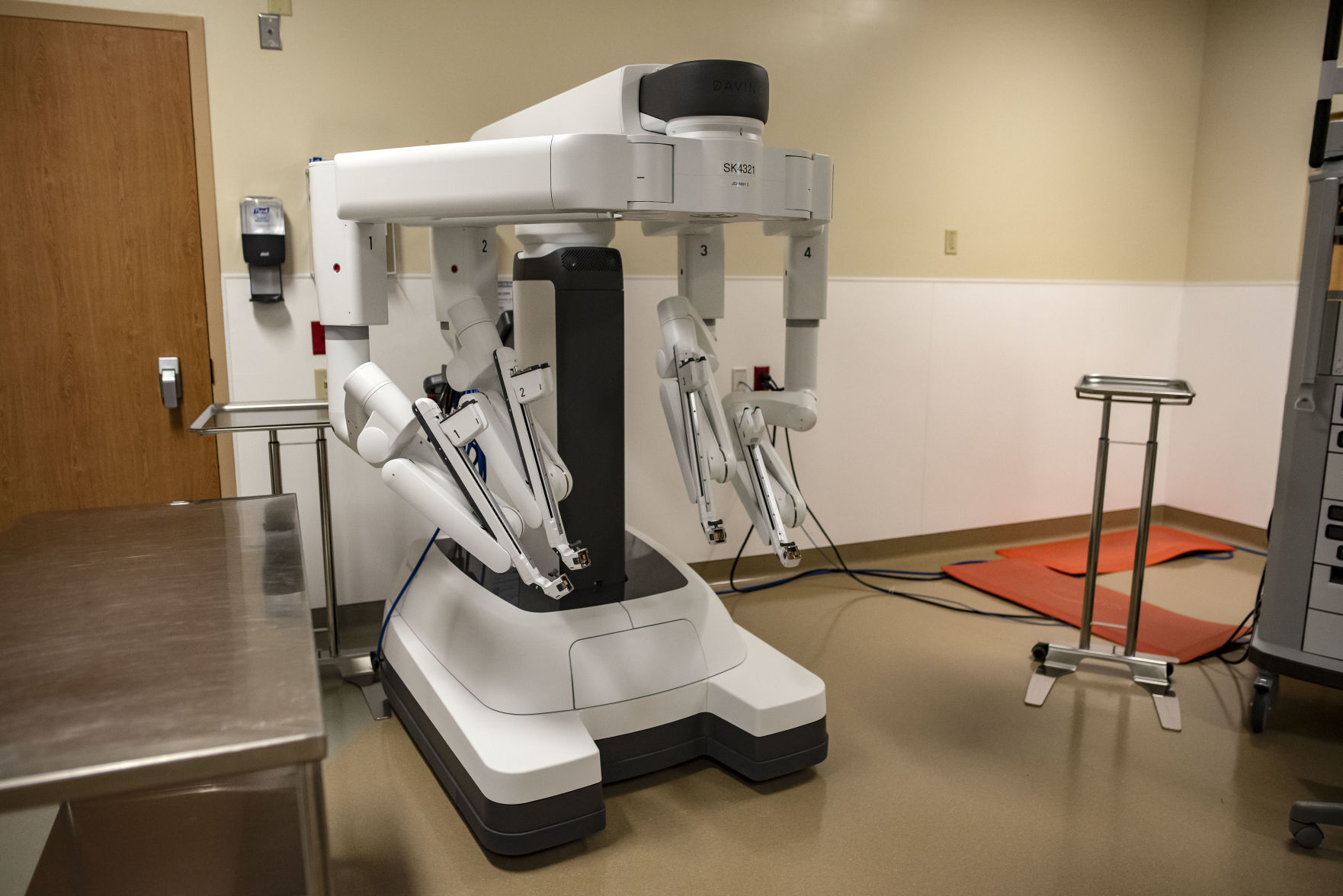 Surgery robot
